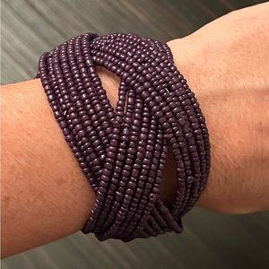Purple beaded bracelet. Excellent condition.